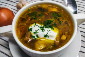 Cabbage soup with mushrooms