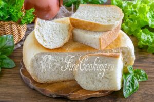 Home white bread in a slow cooker