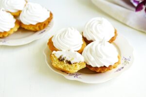 Bolk cream baskets from childhood