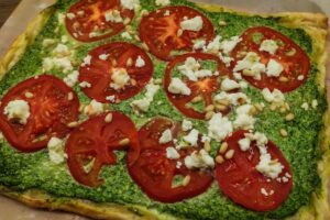 Open pie with ricotta, feta and spinach