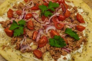 Focach with tuna and feta
