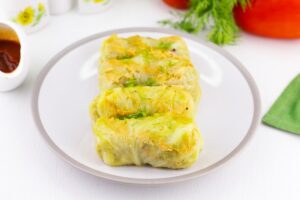 Povers with minced meat in a slow cooker