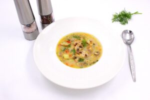 Soup from champignons with cheese
