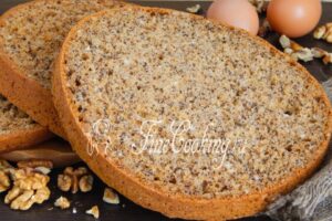 Biscuit with walnuts