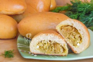 Cabbage pies in the oven