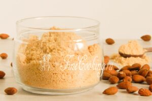 Almond flour at home