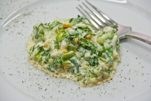 Wild garlic salad