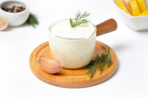 Garlic sauce: a simple homemade recipe