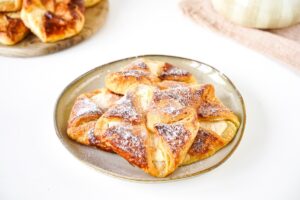 Hungarian cheesecake made from puff pastry with cottage cheese